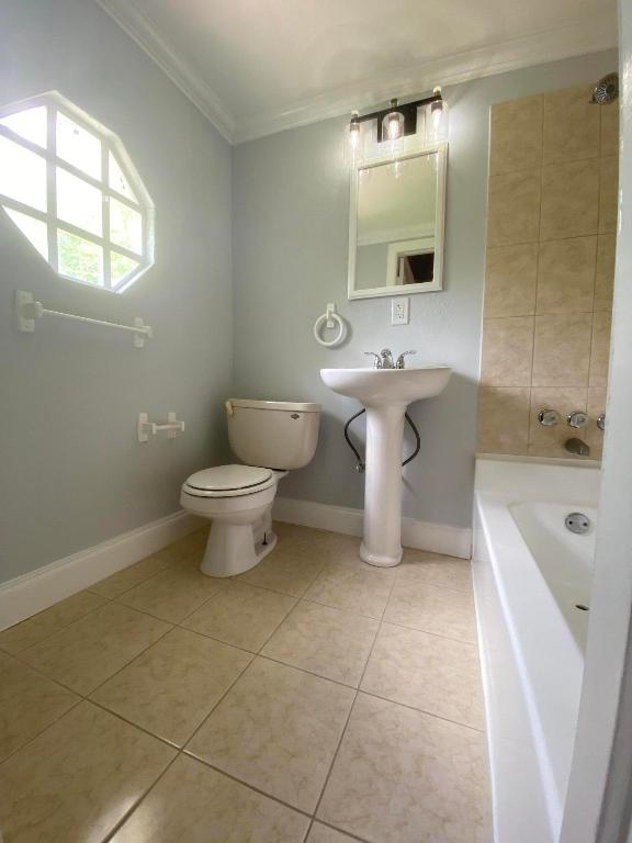 8090 Dillman, West Palm Beach FL 33411