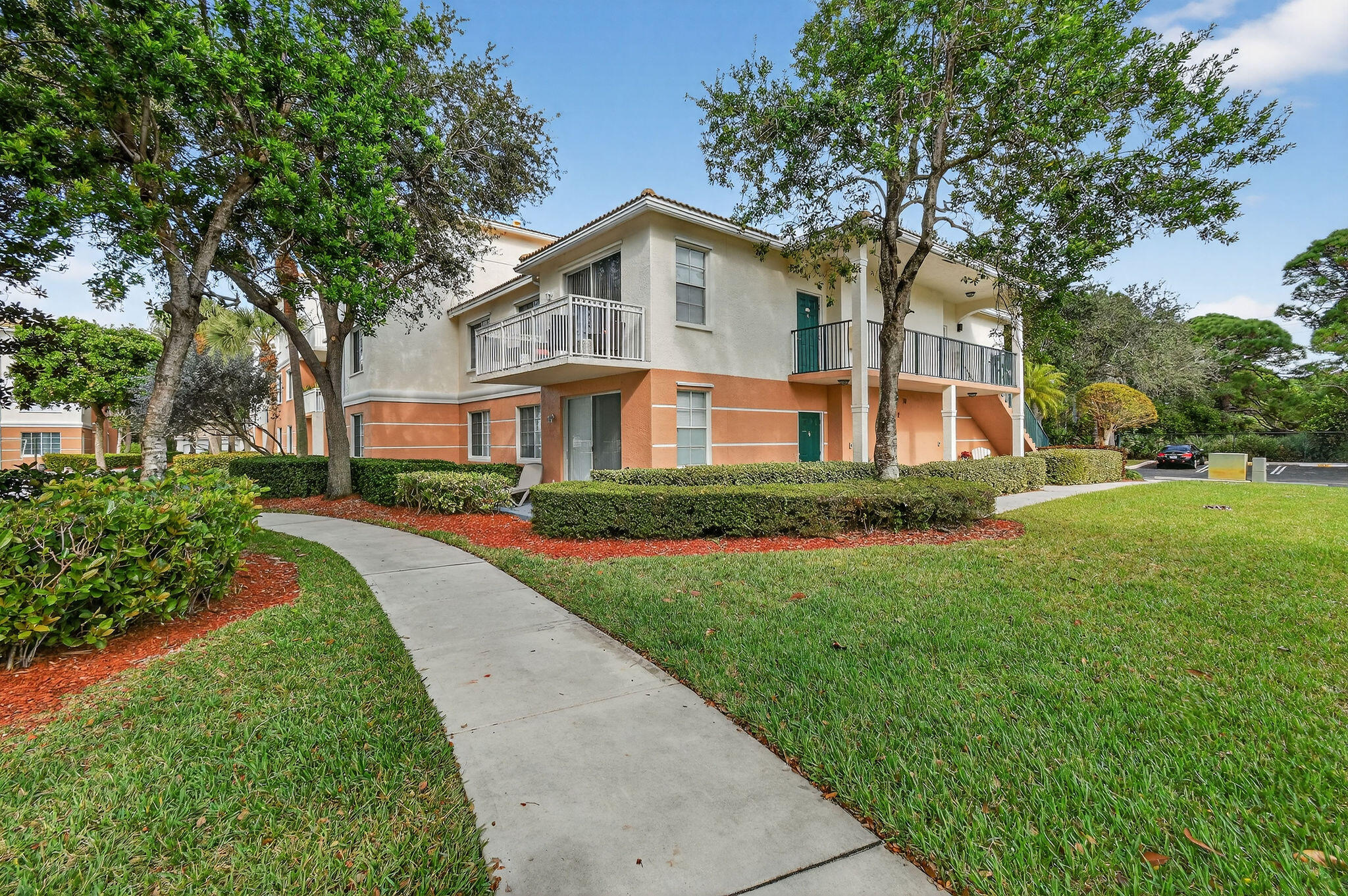 3202 Myrtlewood, Palm Beach Gardens FL 33418