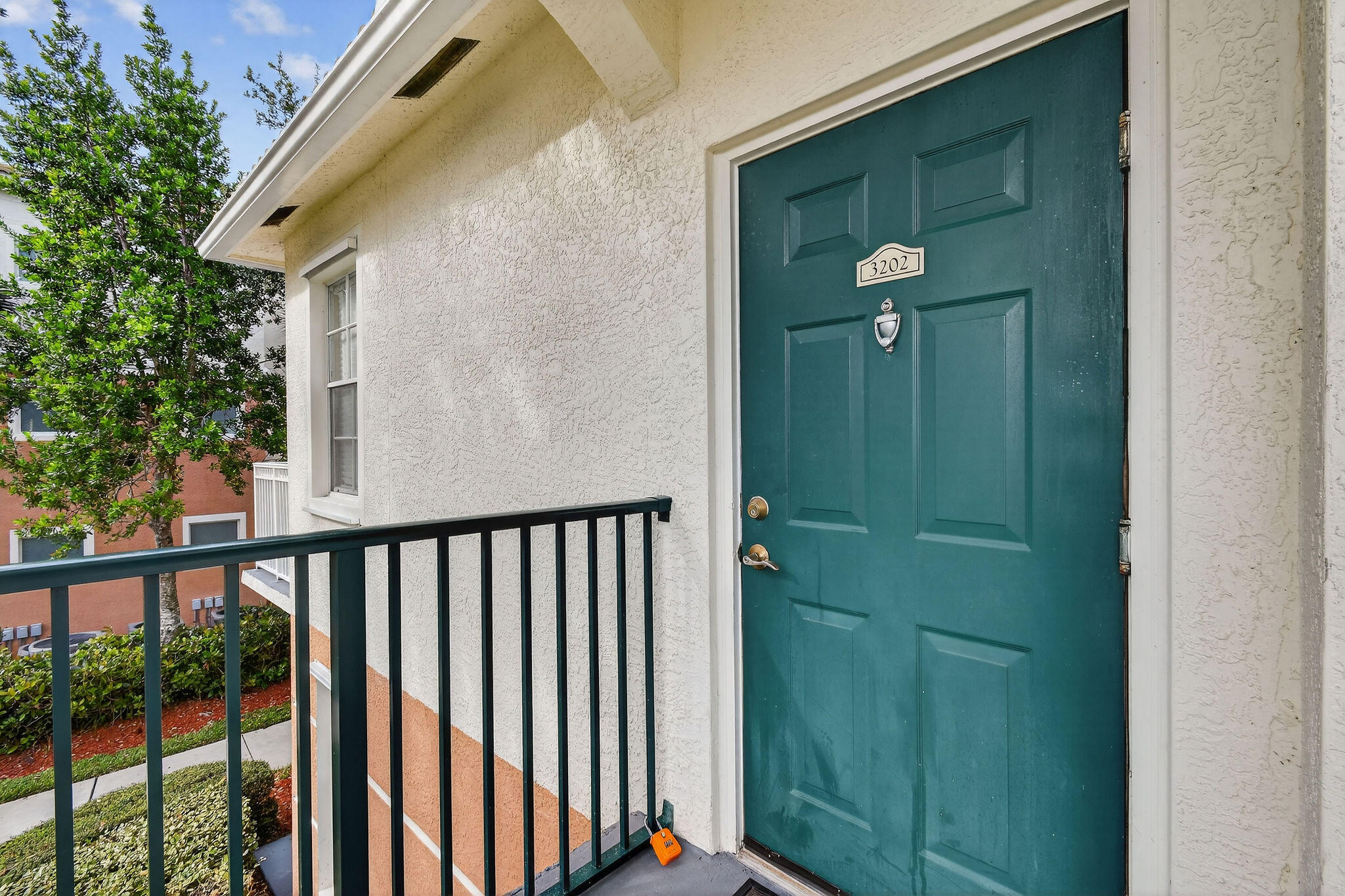3202 Myrtlewood, Palm Beach Gardens FL 33418