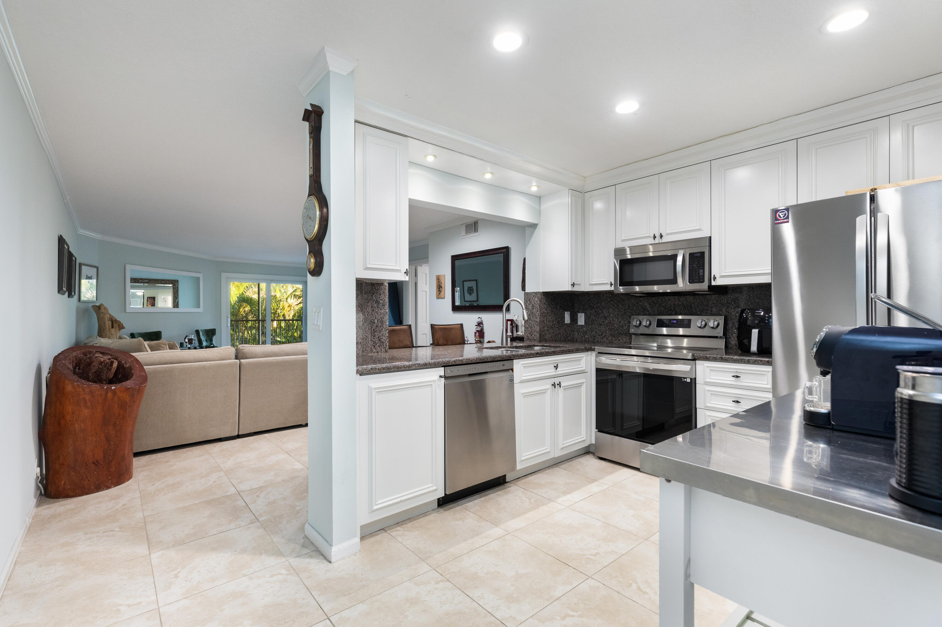 961 S Ocean #302, Deerfield Beach FL 33441
