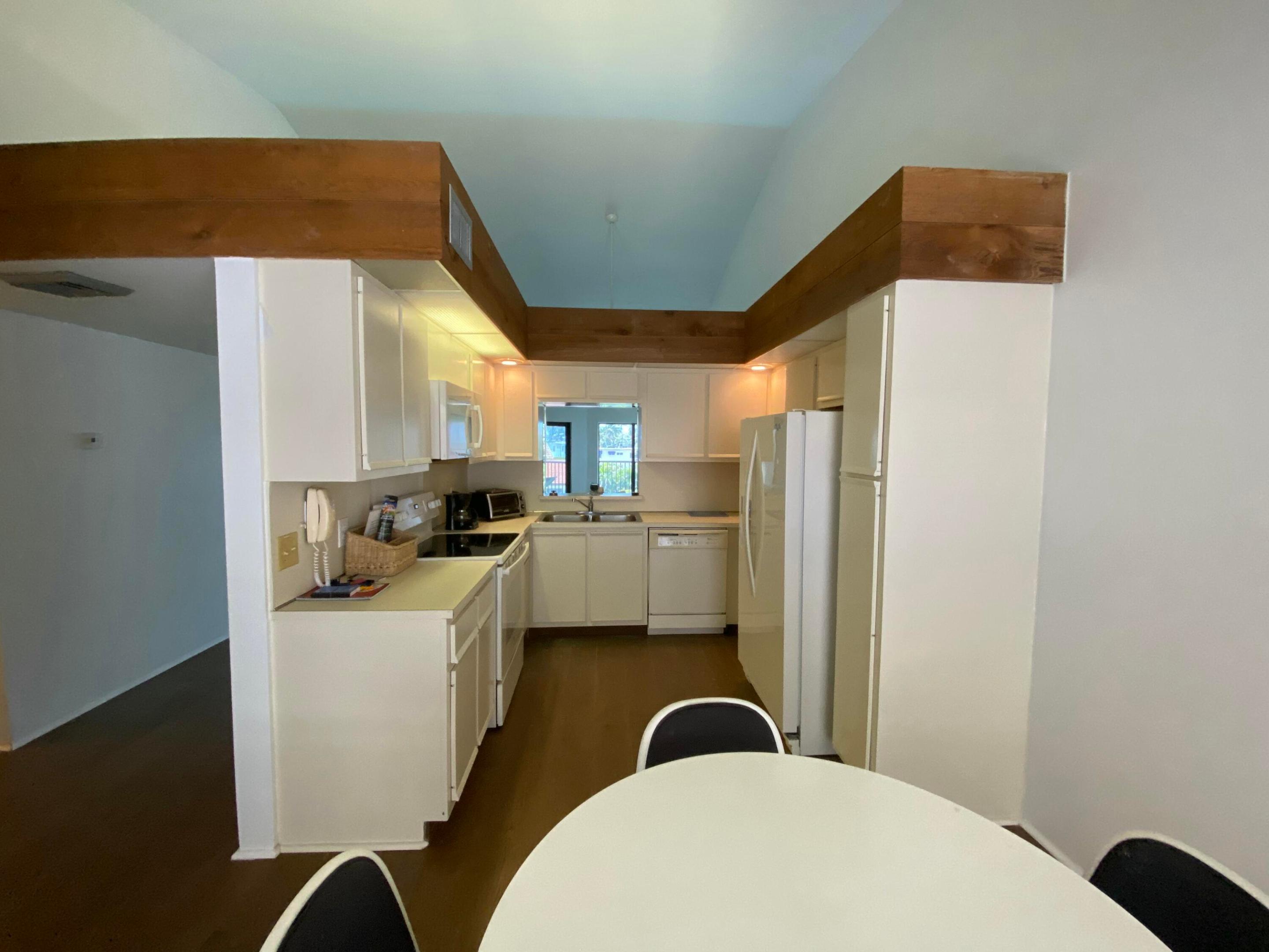 5801 N Ocean #208, Ocean Ridge FL 33435