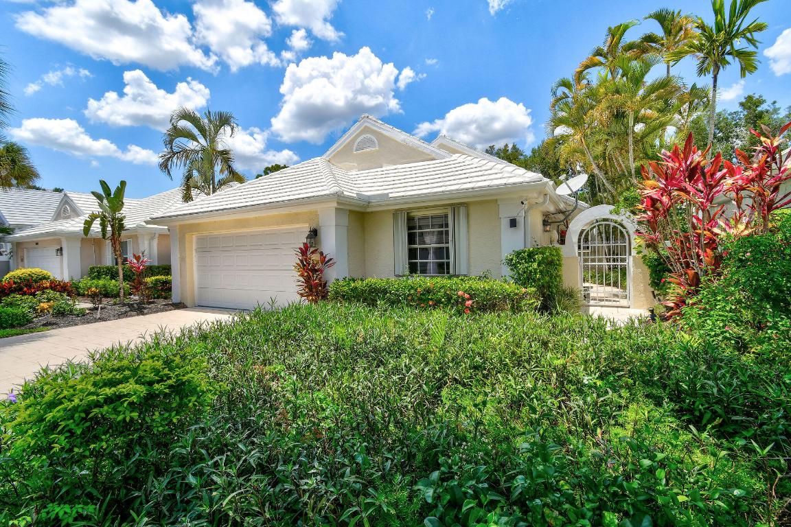 9293 Heathridge, West Palm Beach FL 33411