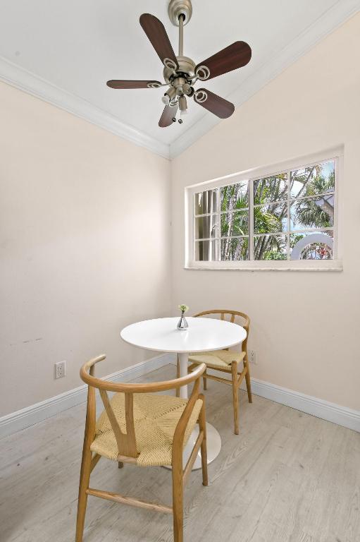 9293 Heathridge, West Palm Beach FL 33411