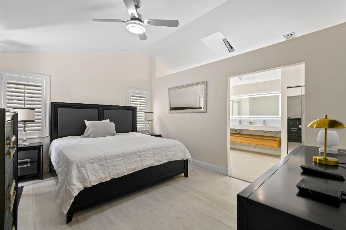 9293 Heathridge, West Palm Beach FL 33411