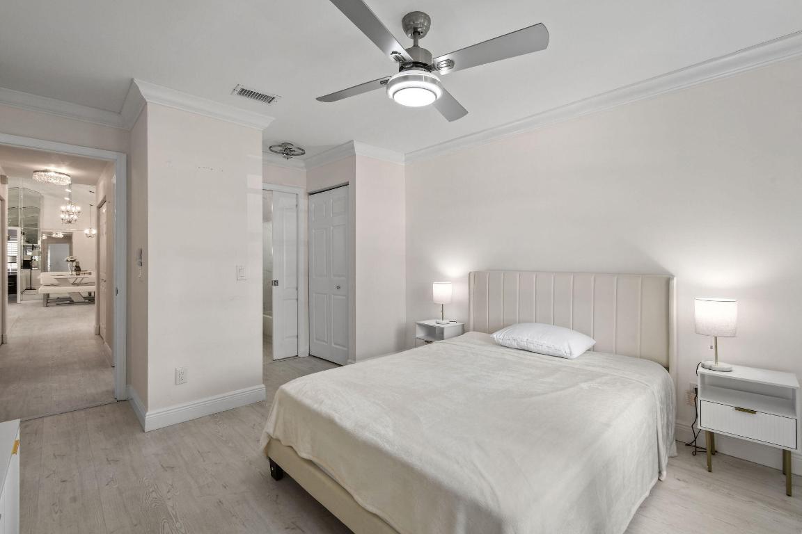 9293 Heathridge, West Palm Beach FL 33411