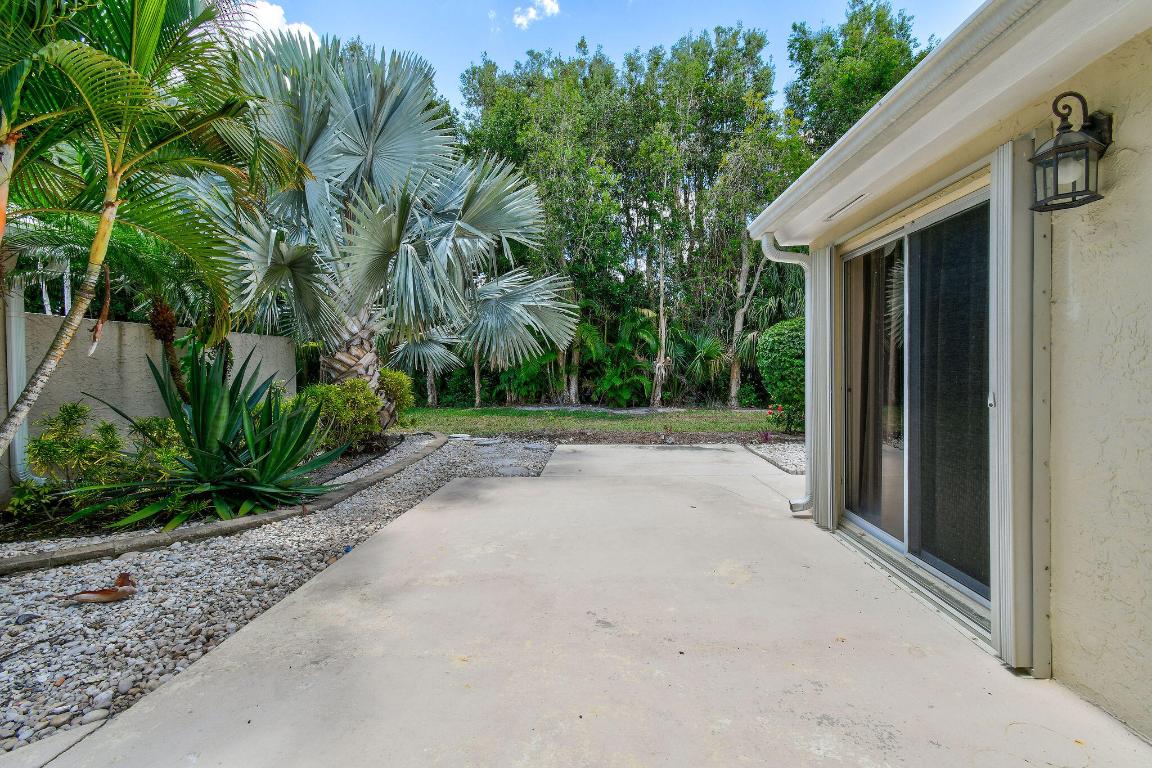 9293 Heathridge, West Palm Beach FL 33411