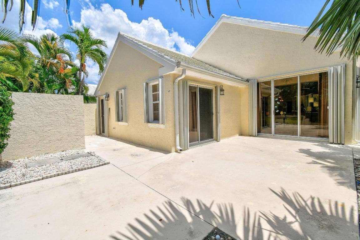 9293 Heathridge, West Palm Beach FL 33411