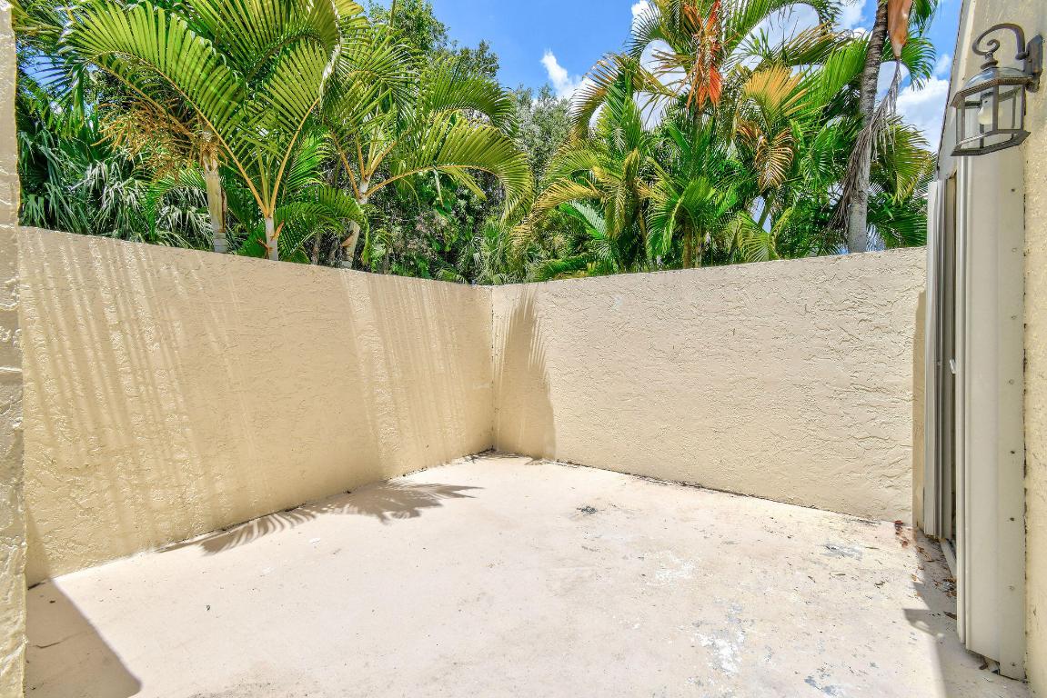 9293 Heathridge, West Palm Beach FL 33411