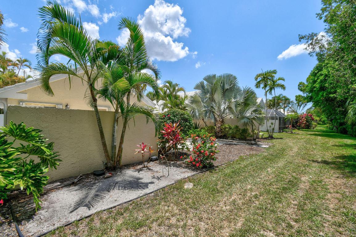 9293 Heathridge, West Palm Beach FL 33411