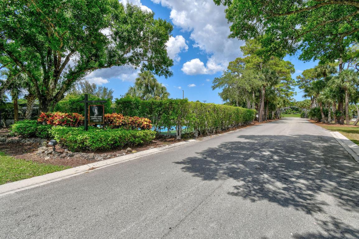 9293 Heathridge, West Palm Beach FL 33411