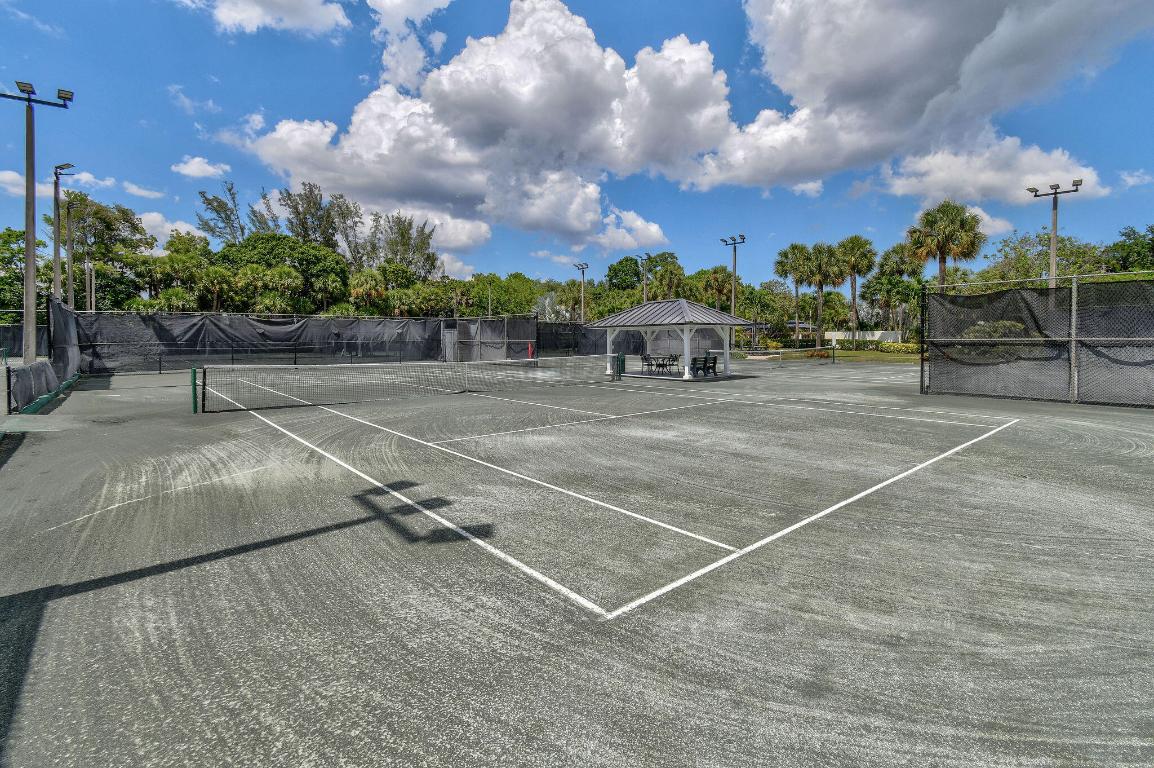 9293 Heathridge, West Palm Beach FL 33411