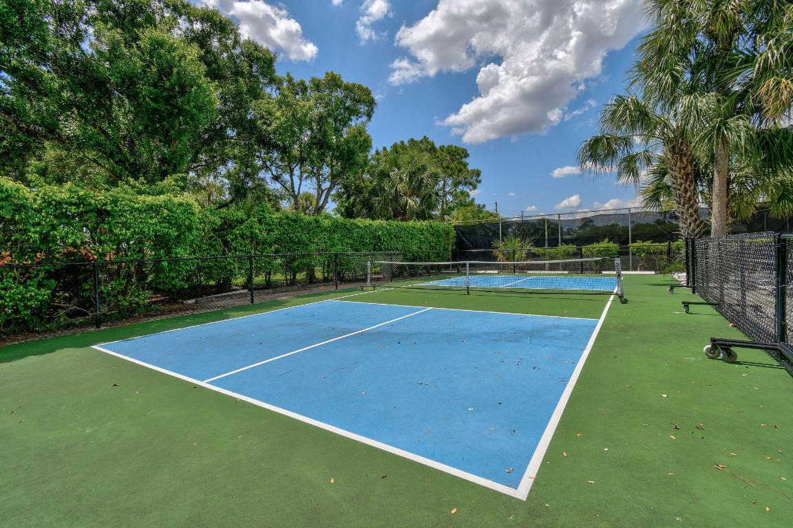 9293 Heathridge, West Palm Beach FL 33411