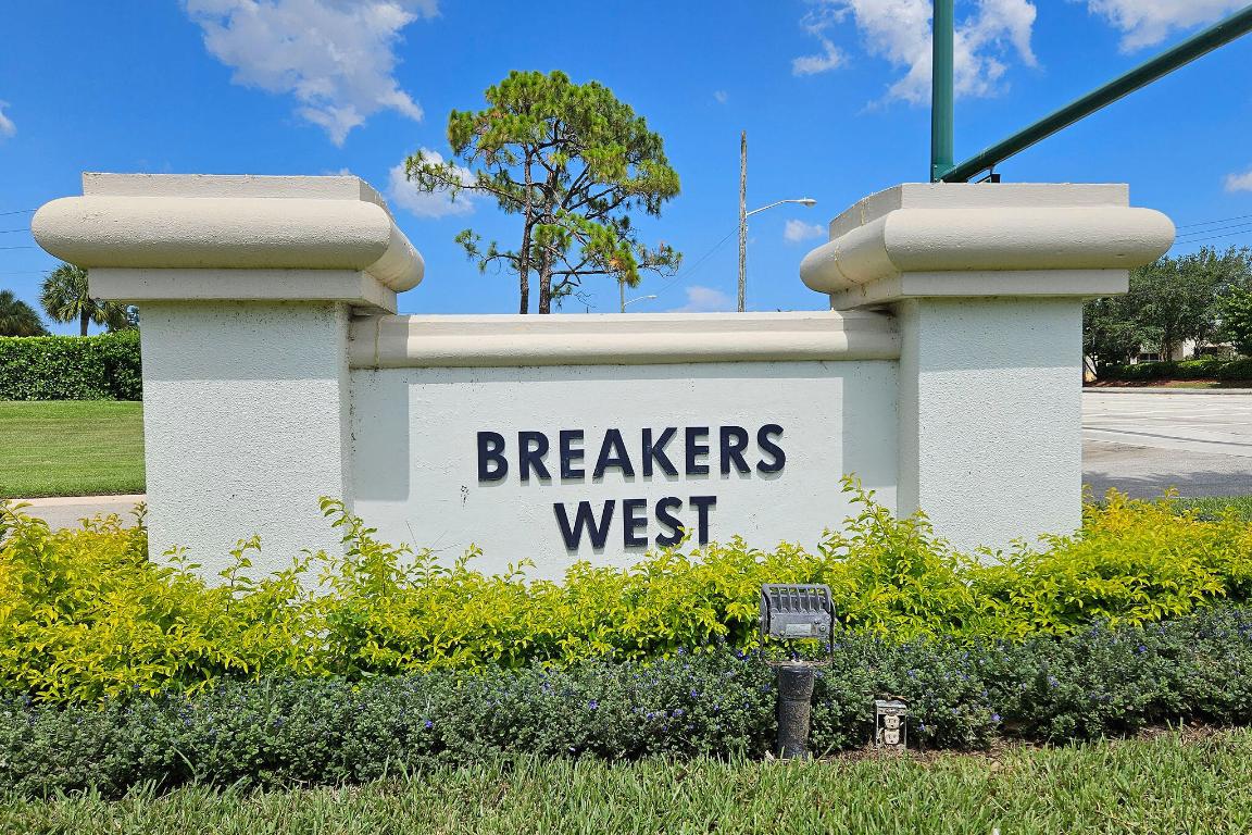 9293 Heathridge, West Palm Beach FL 33411