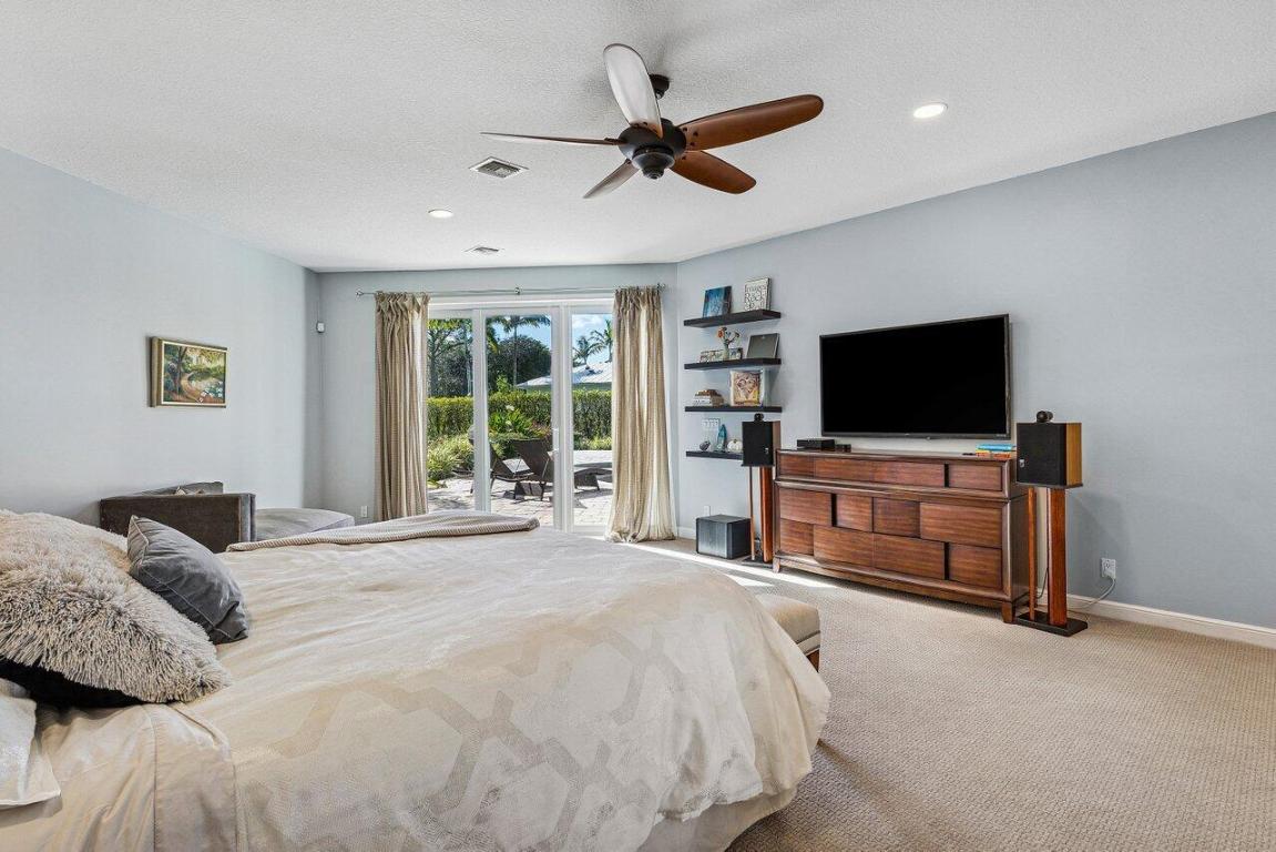2450 NW 41st, Boca Raton FL 33431