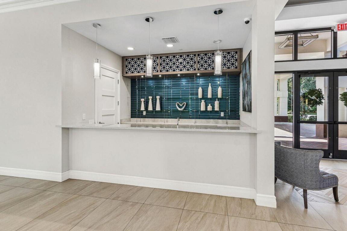 2450 NW 41st, Boca Raton FL 33431