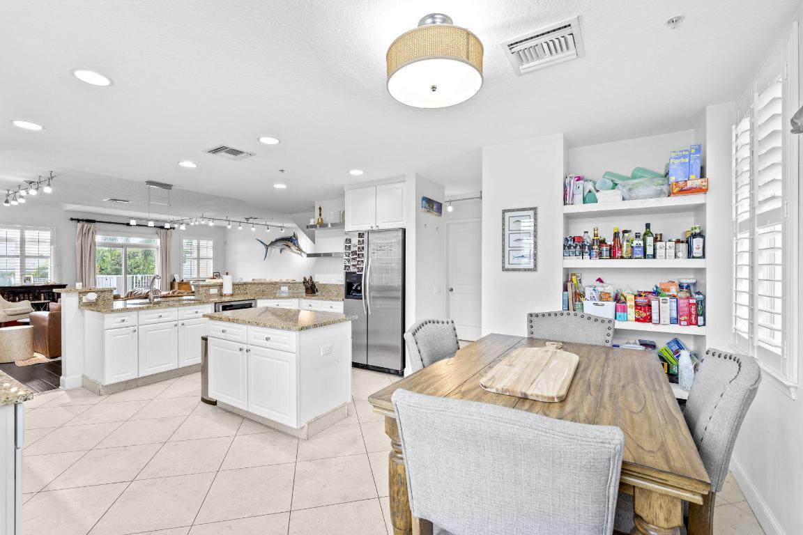 305 E Ocean #Th-7, Lantana FL 33462