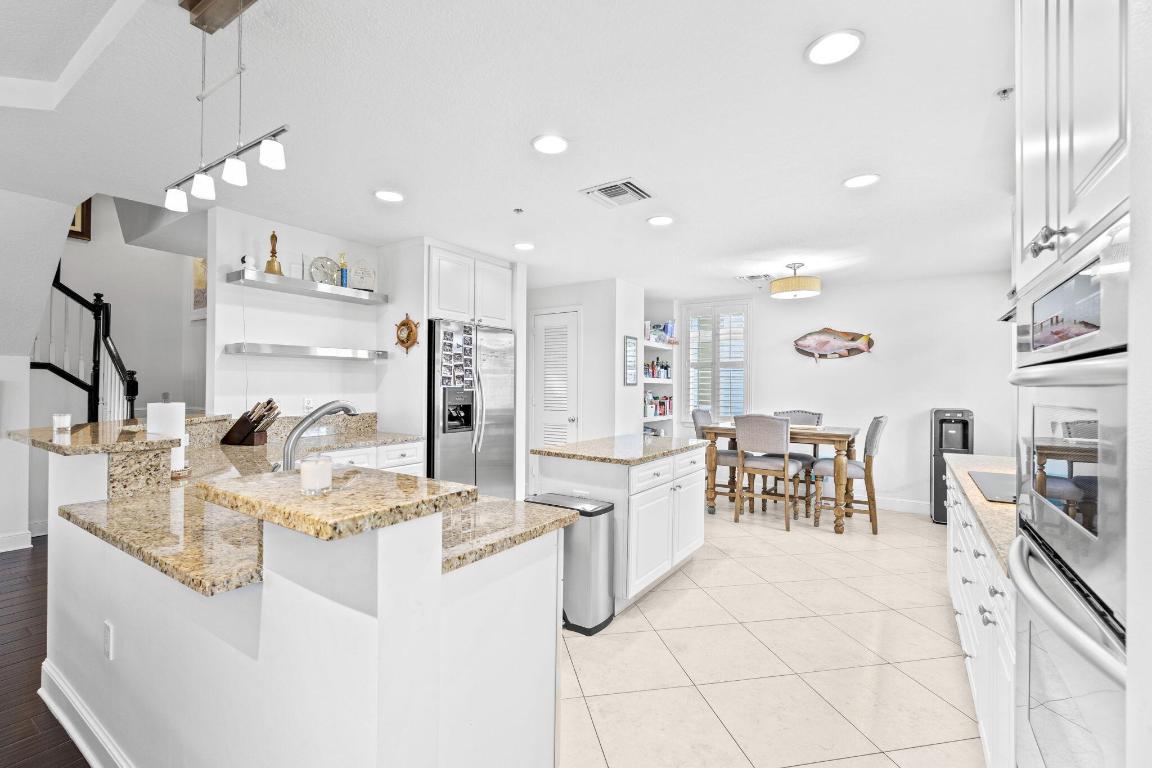 305 E Ocean #Th-7, Lantana FL 33462
