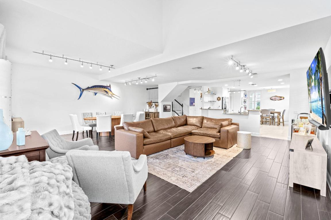 305 E Ocean #Th-7, Lantana FL 33462
