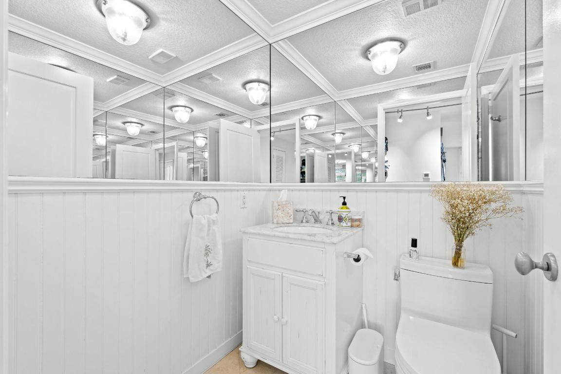 305 E Ocean #Th-7, Lantana FL 33462