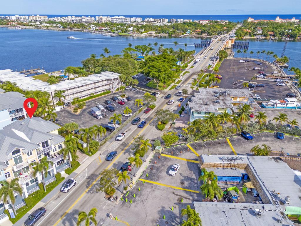 305 E Ocean #Th-7, Lantana FL 33462