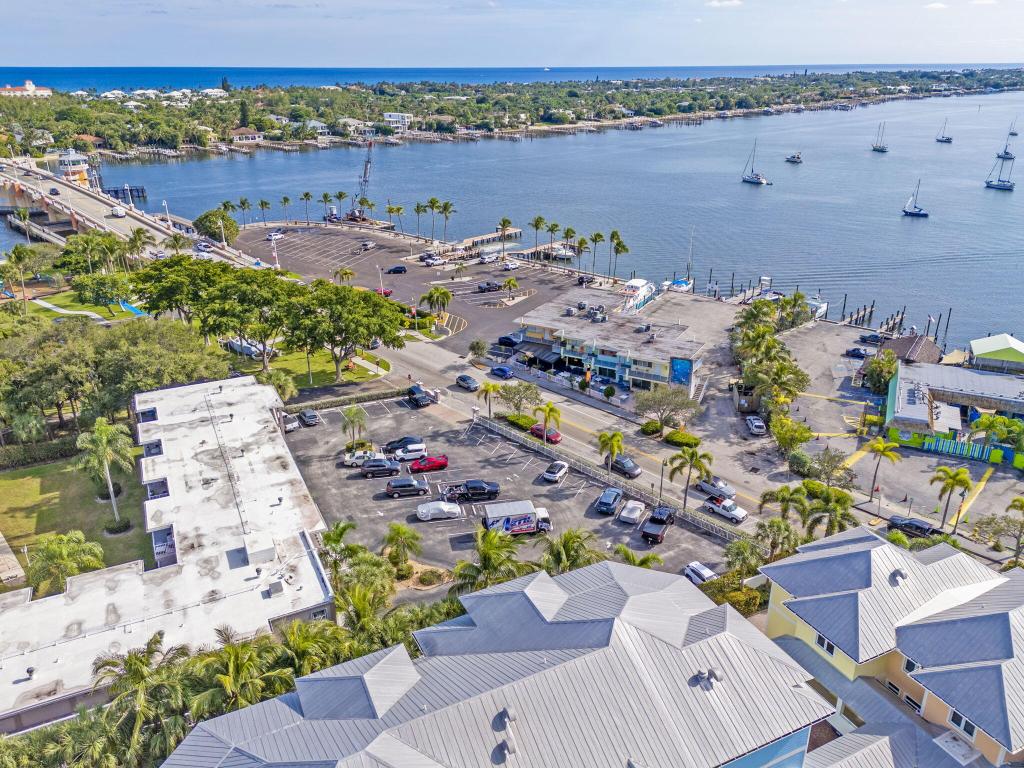 305 E Ocean #Th-7, Lantana FL 33462