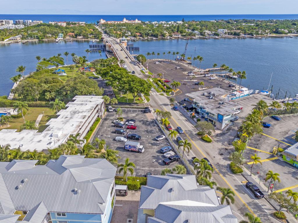 305 E Ocean #Th-7, Lantana FL 33462