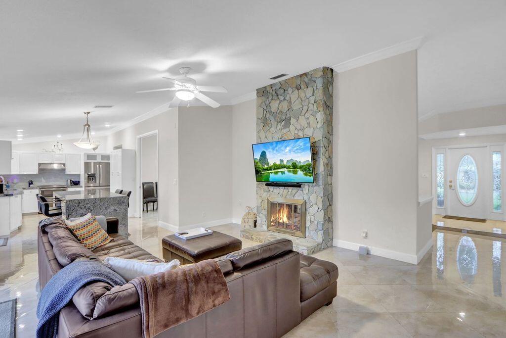 2665 NW 41st, Boca Raton FL 33434