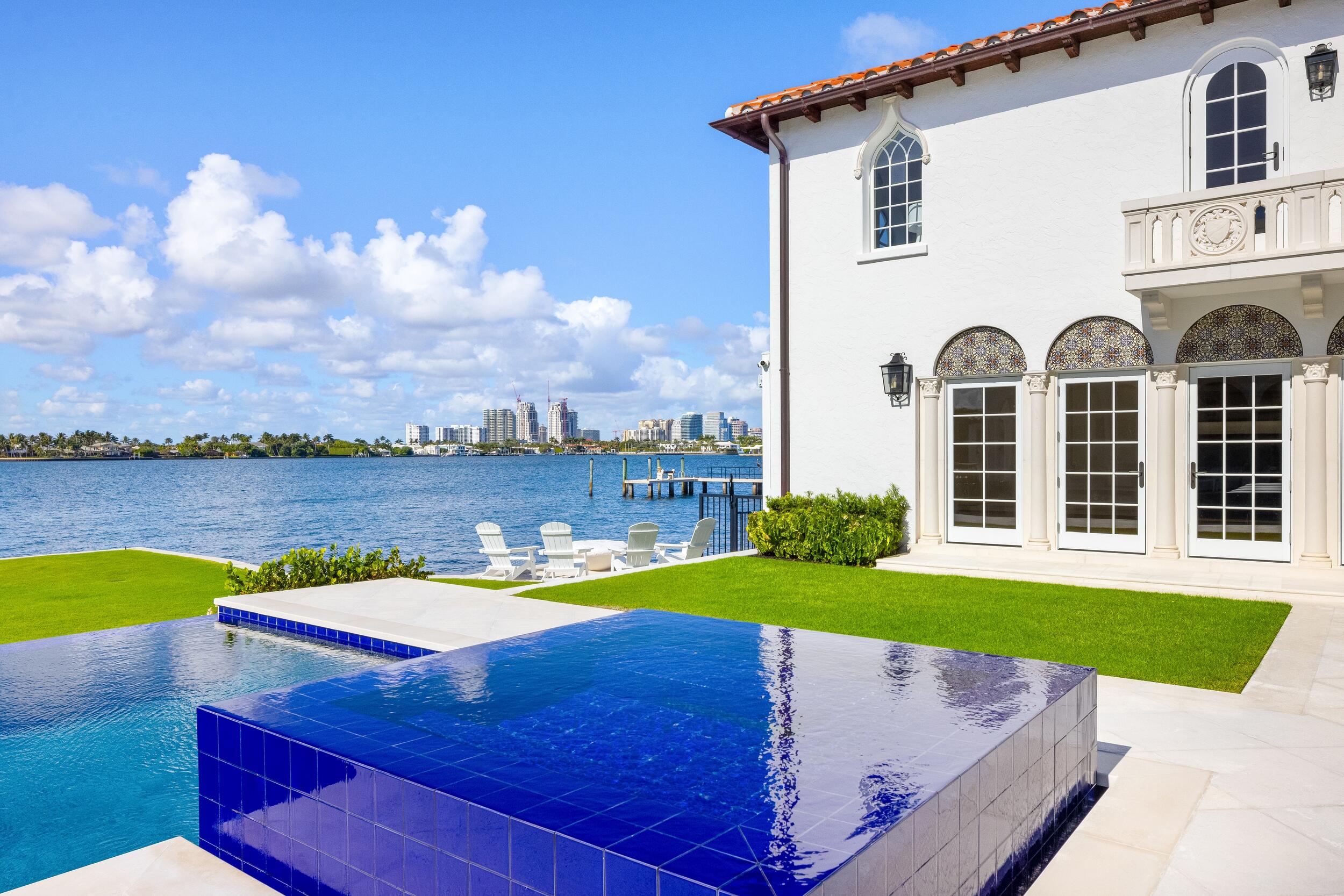 800 S County, Palm Beach FL 33480