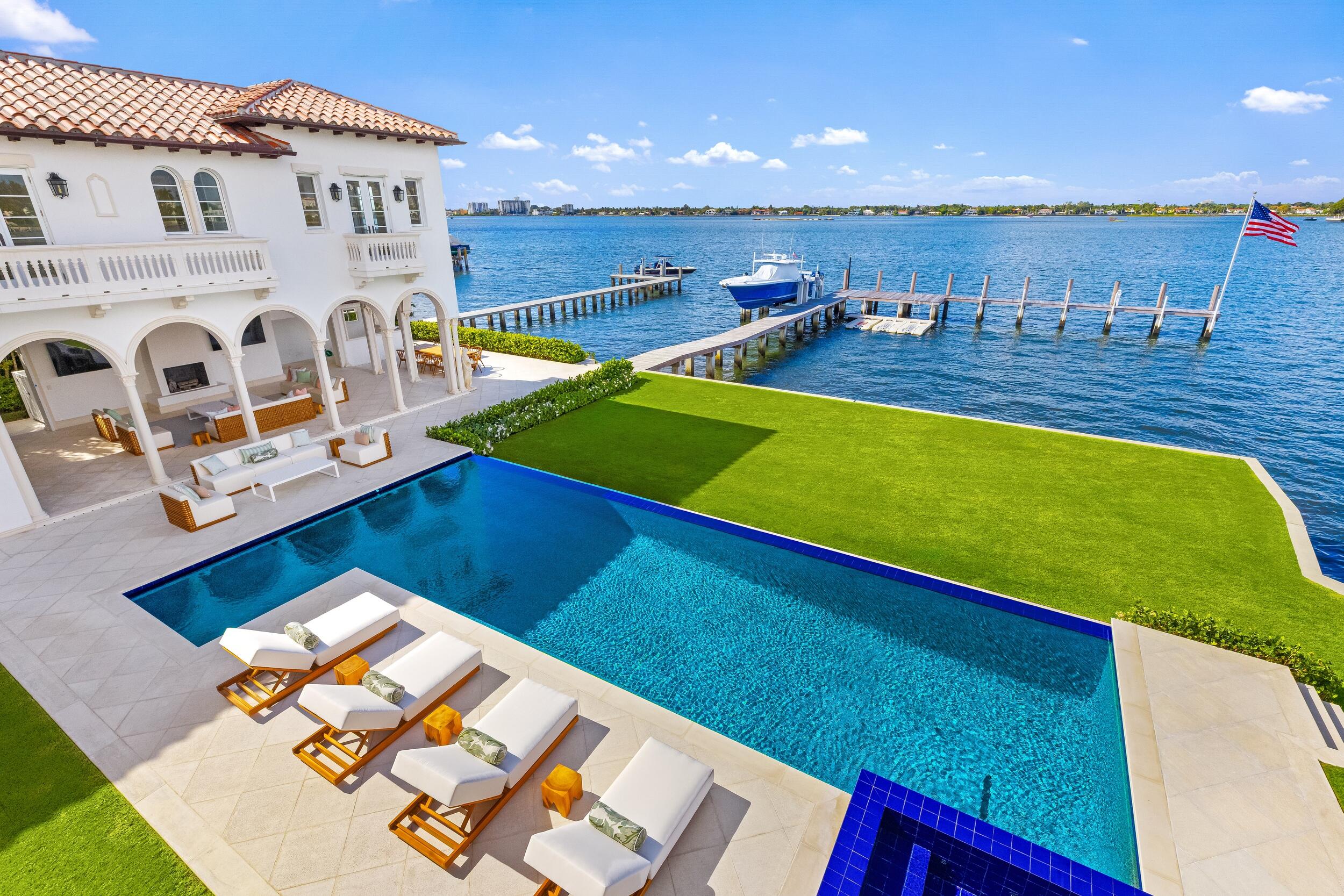 800 S County, Palm Beach FL 33480
