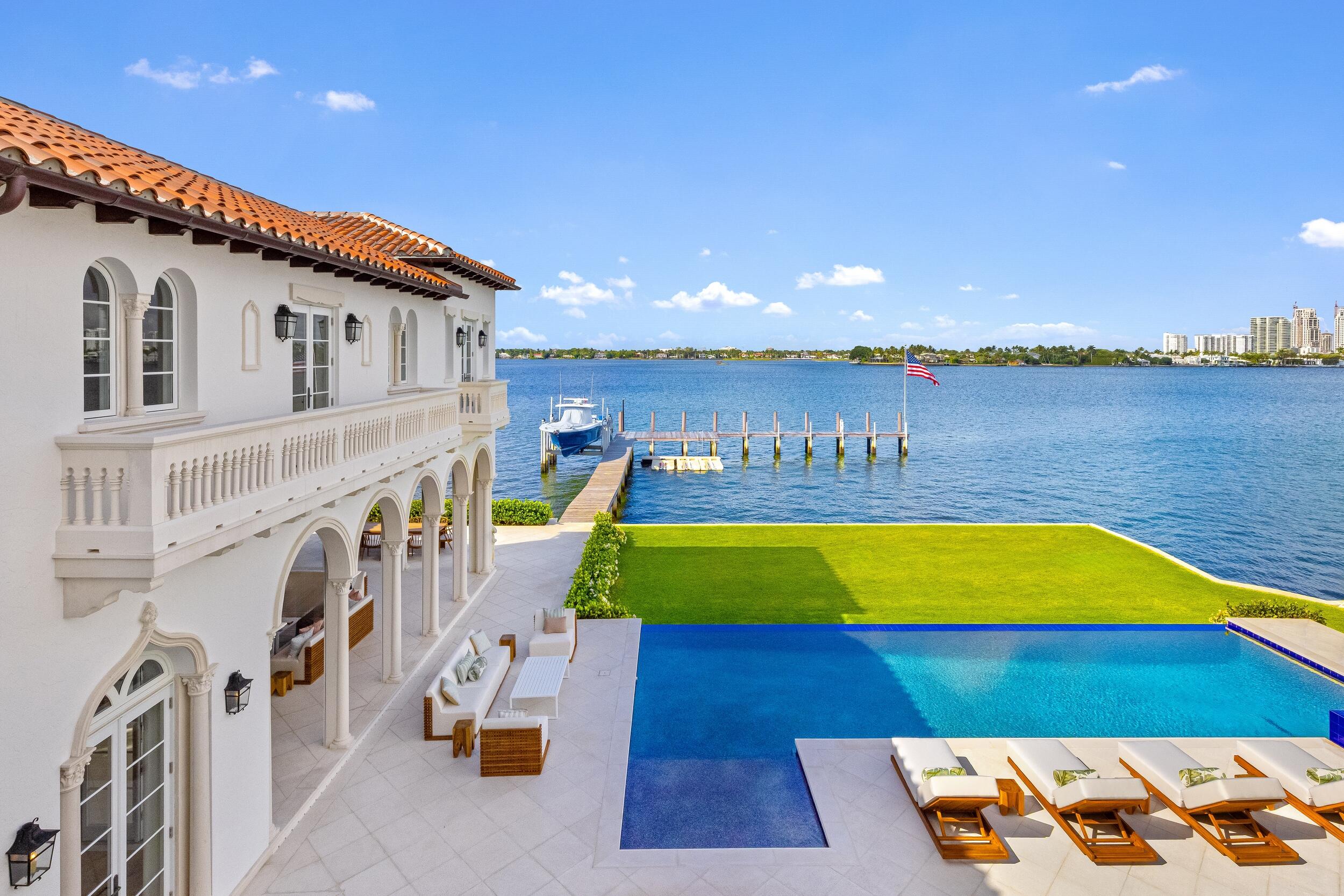 800 S County, Palm Beach FL 33480