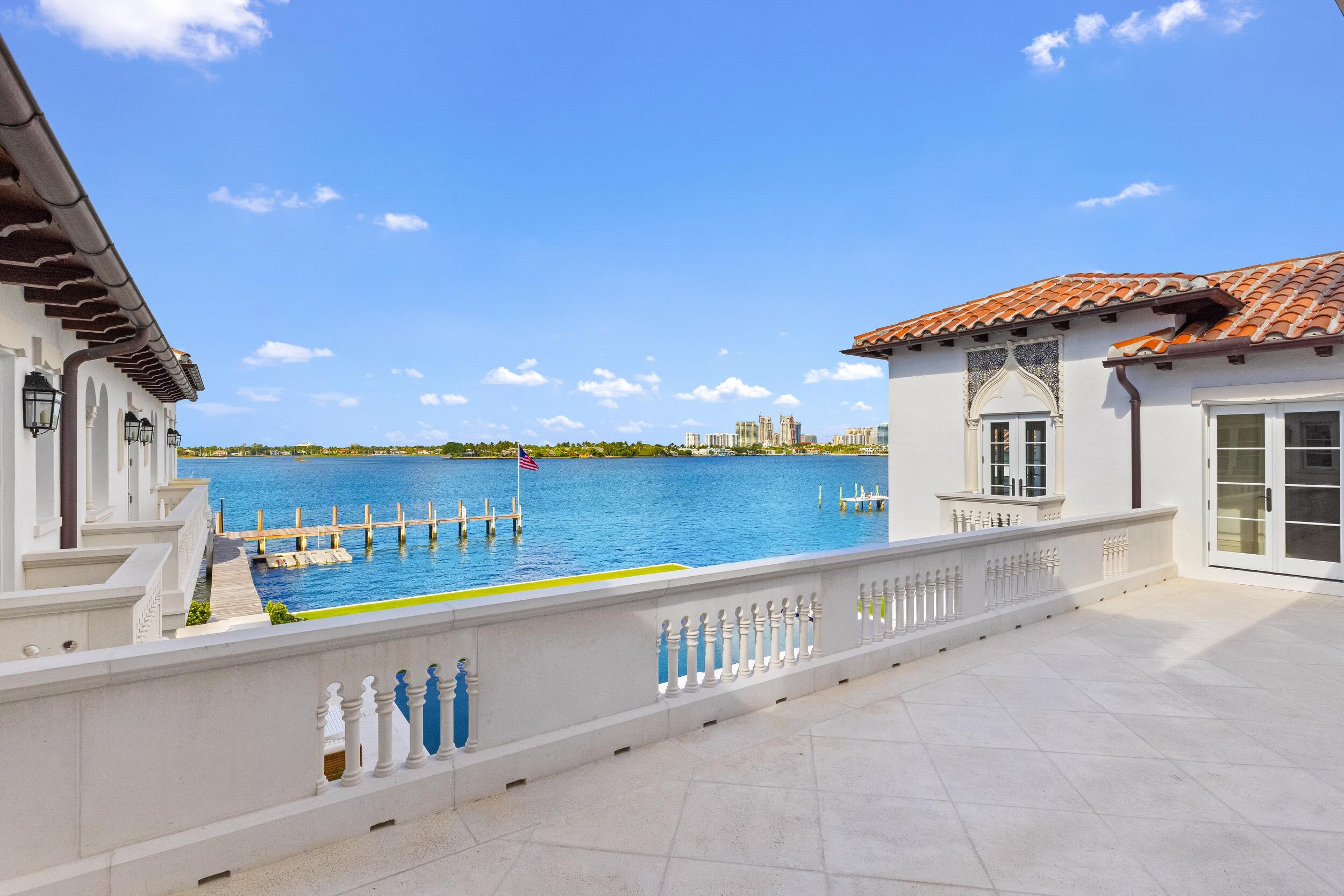 800 S County, Palm Beach FL 33480