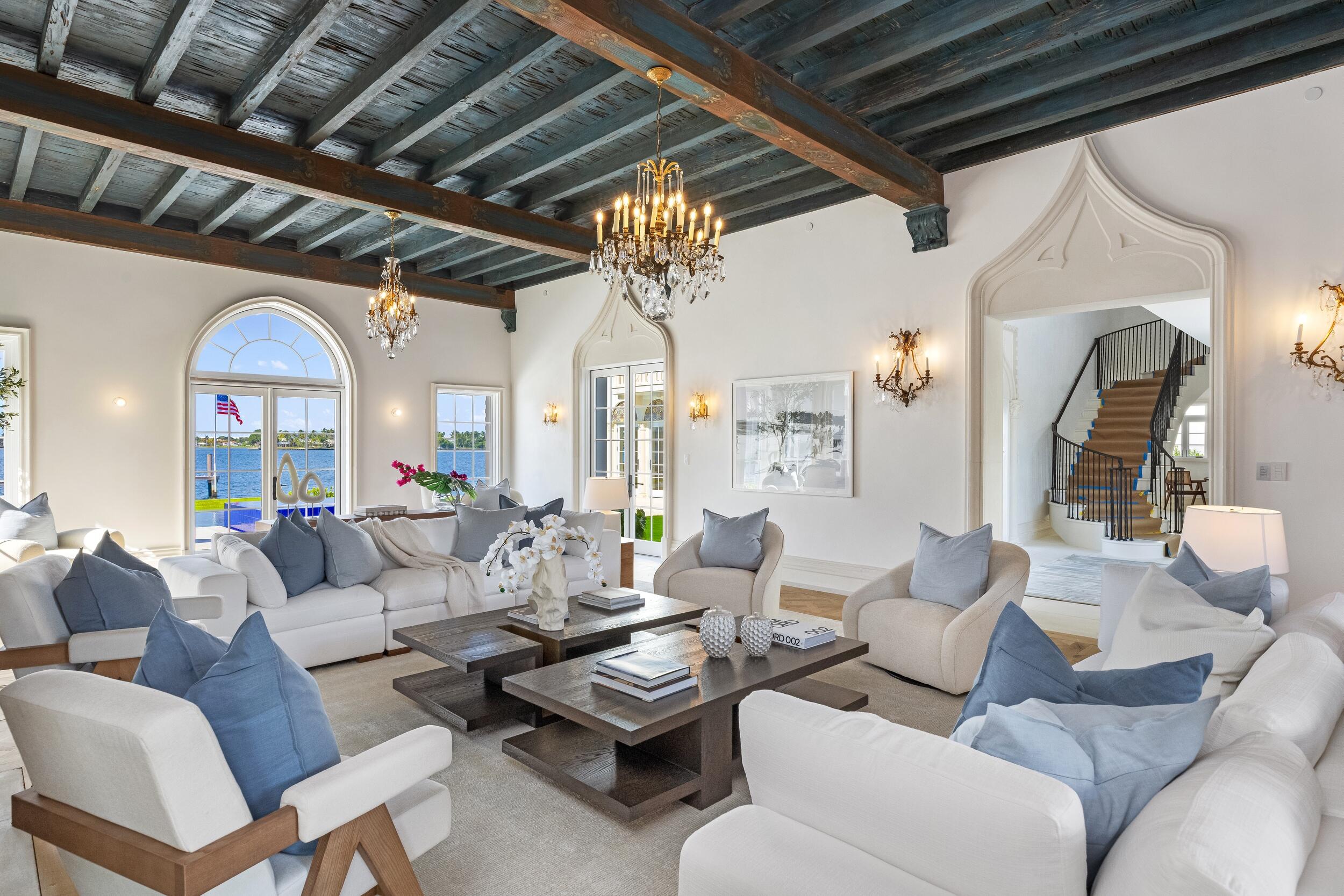 800 S County, Palm Beach FL 33480