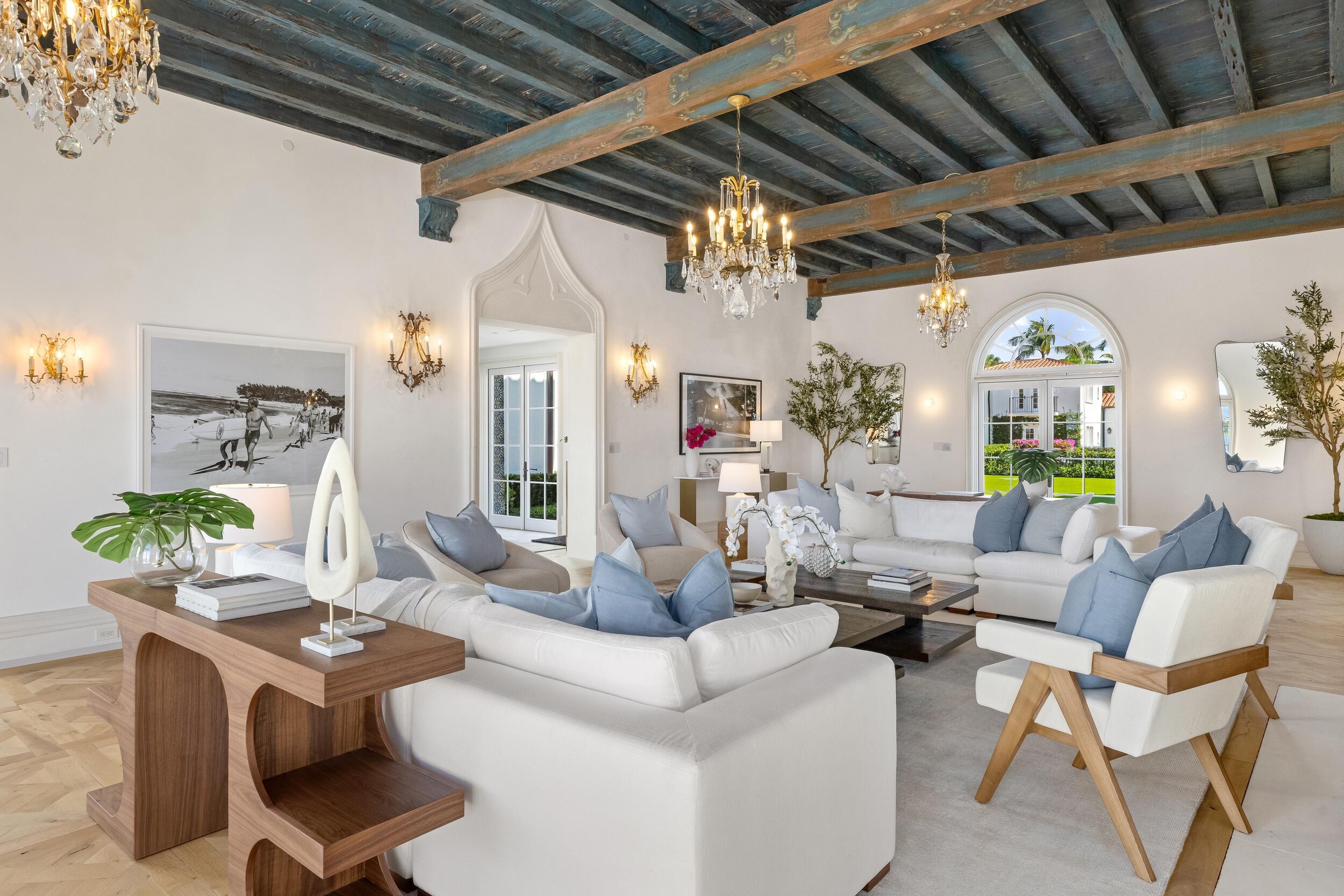 800 S County, Palm Beach FL 33480
