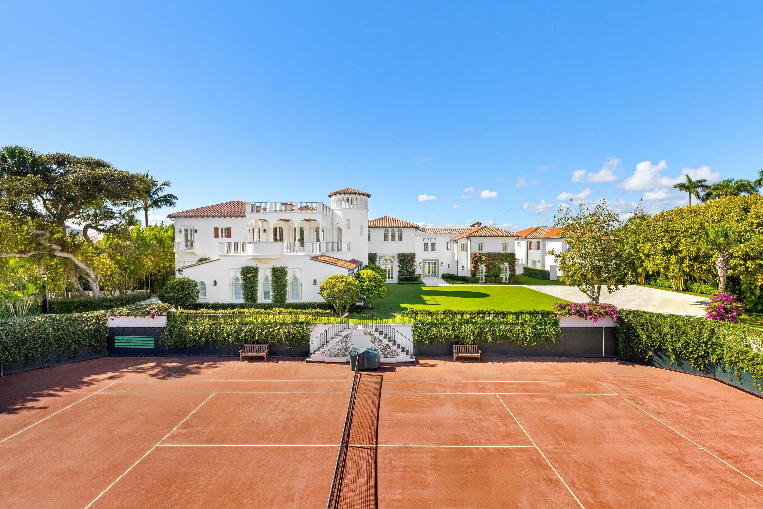 800 S County, Palm Beach FL 33480