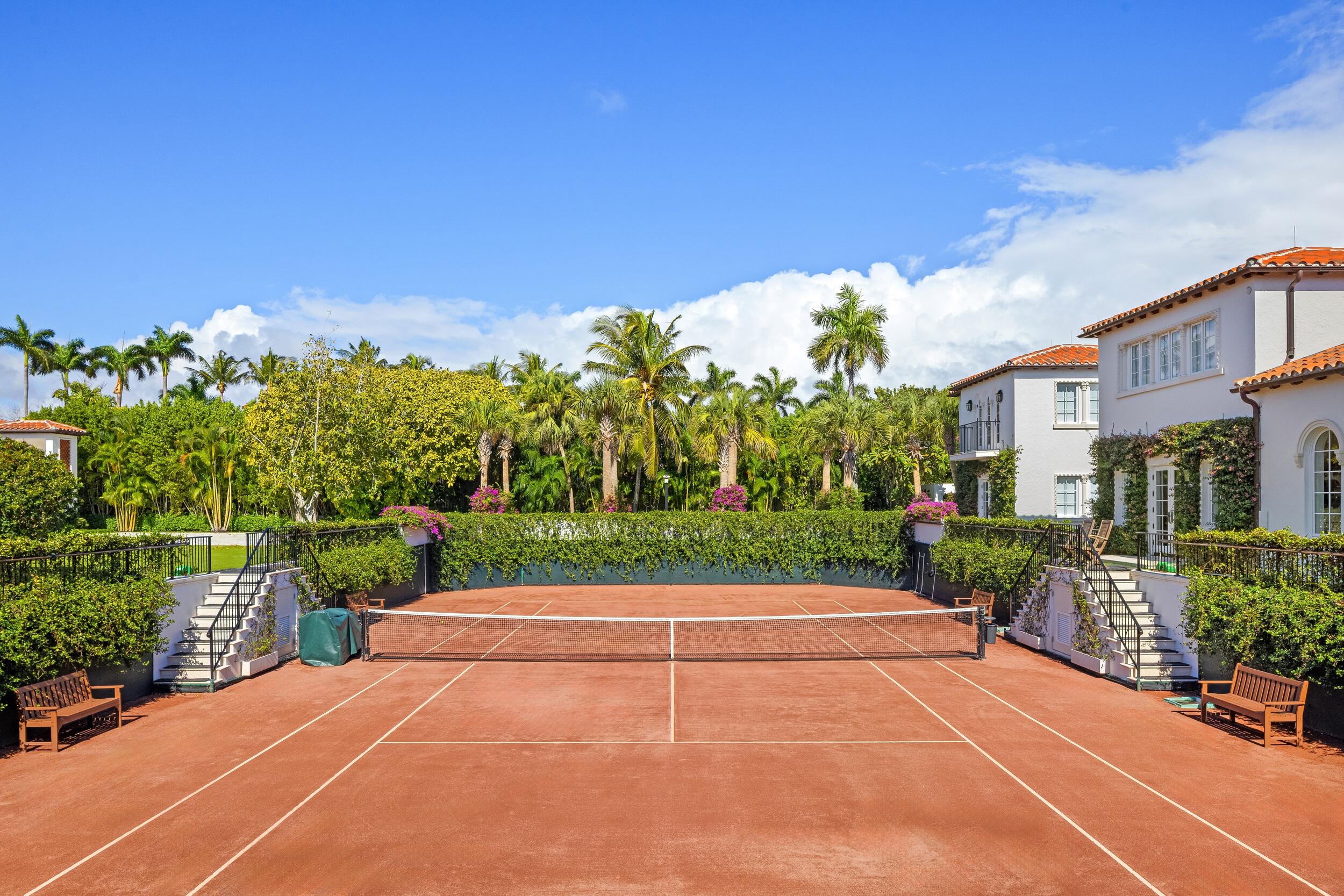 800 S County, Palm Beach FL 33480