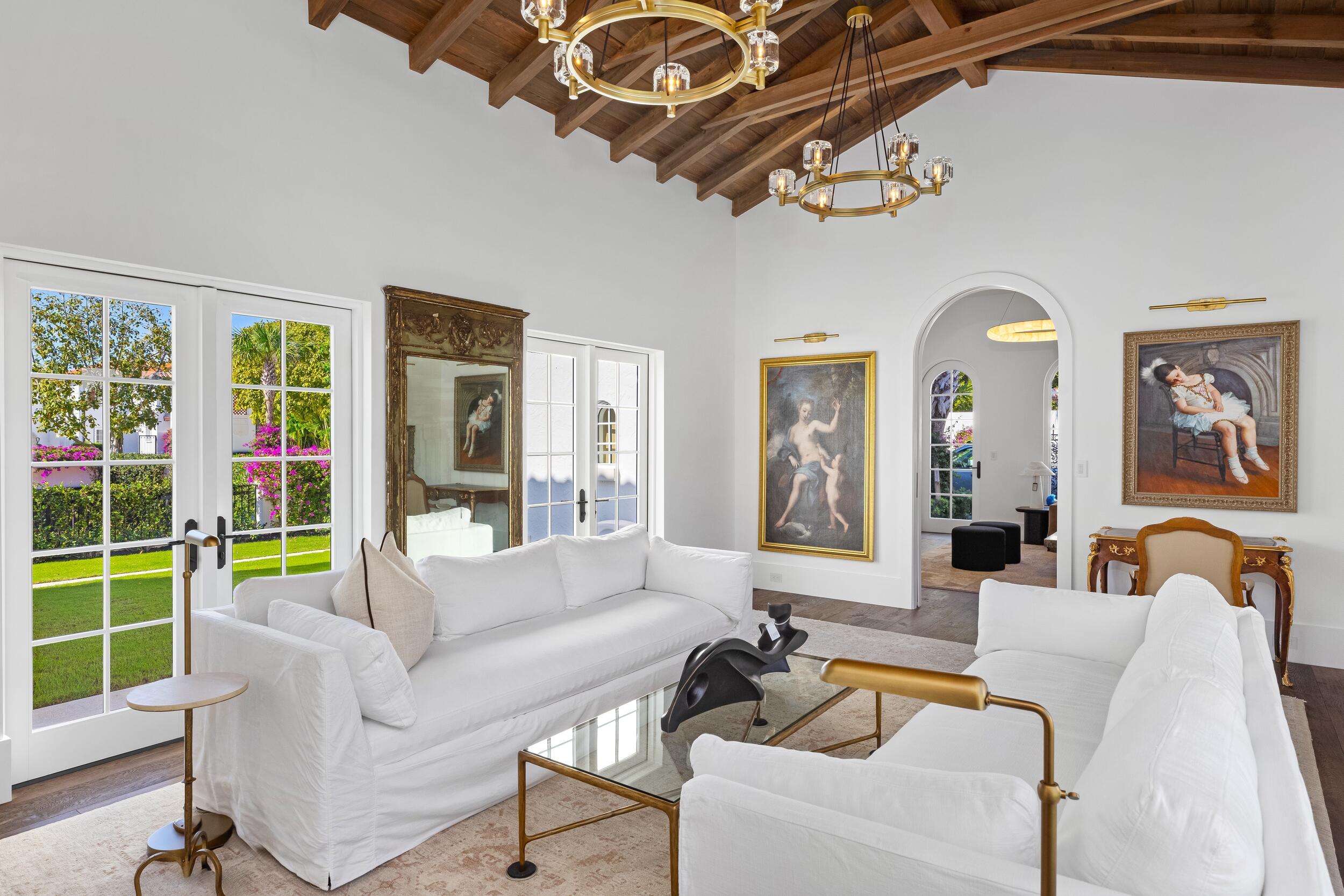 800 S County, Palm Beach FL 33480