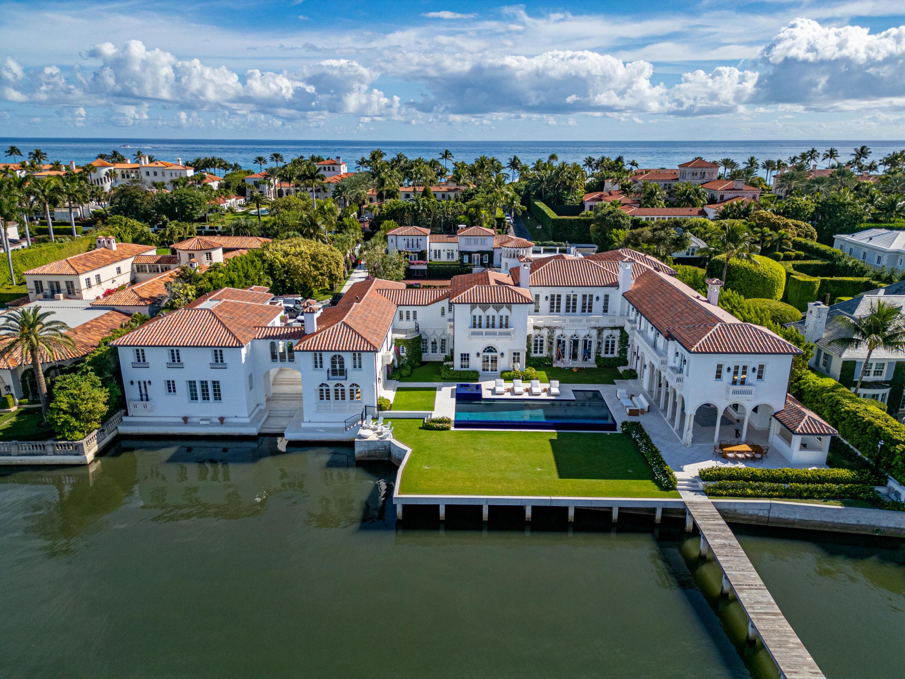 800 S County, Palm Beach FL 33480