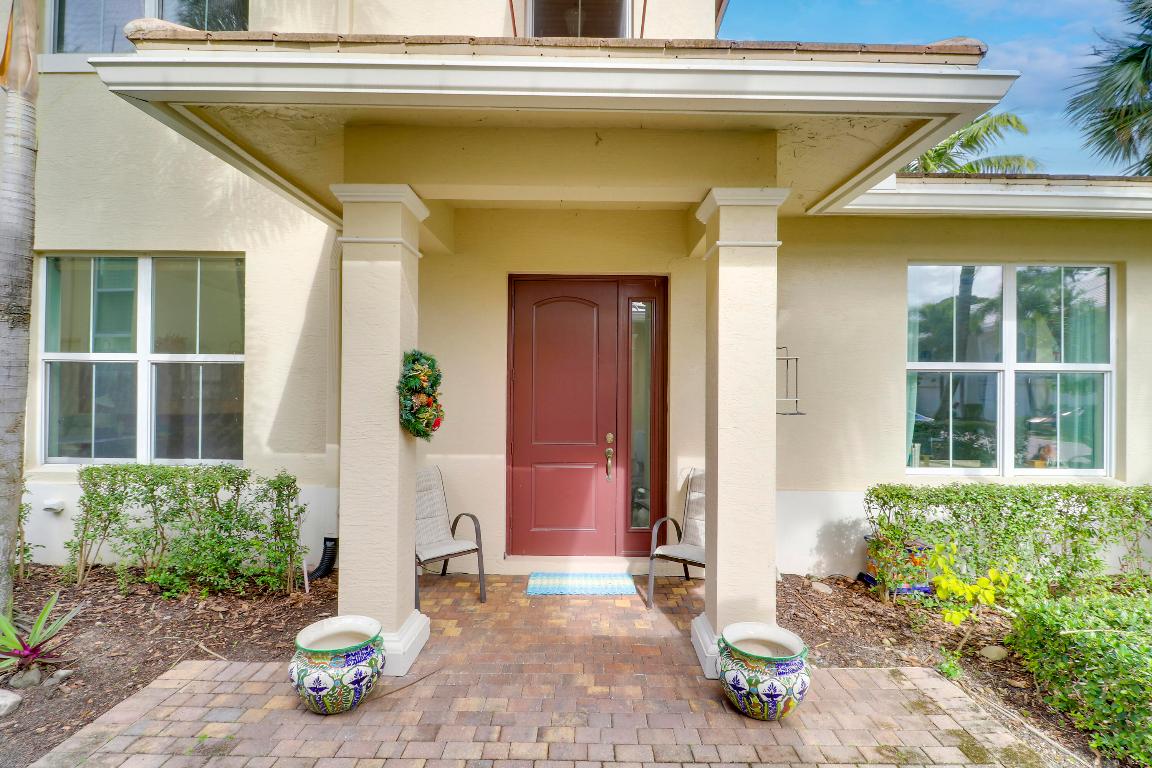 1083 Piccadilly, Palm Beach Gardens FL 33418