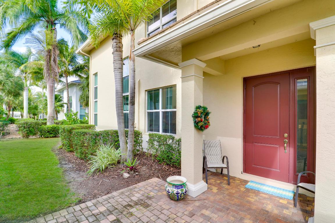 1083 Piccadilly, Palm Beach Gardens FL 33418