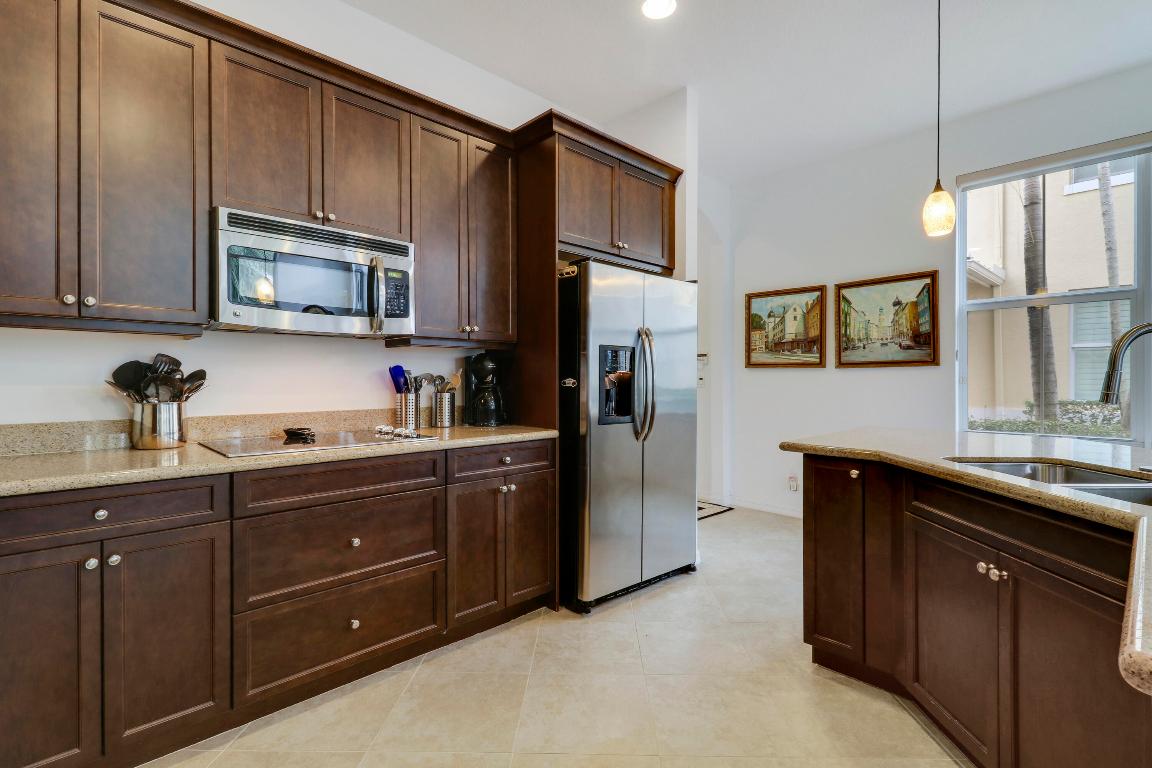 1083 Piccadilly, Palm Beach Gardens FL 33418