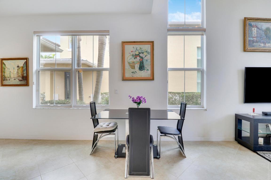 1083 Piccadilly, Palm Beach Gardens FL 33418