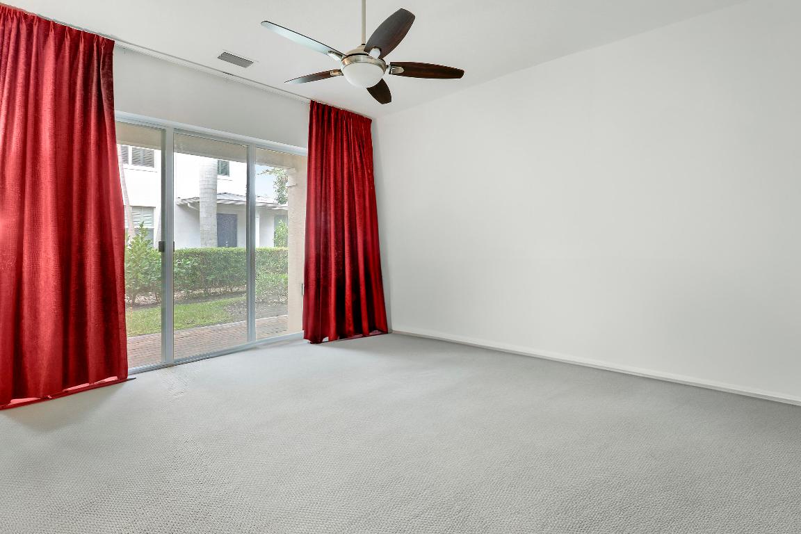 1083 Piccadilly, Palm Beach Gardens FL 33418