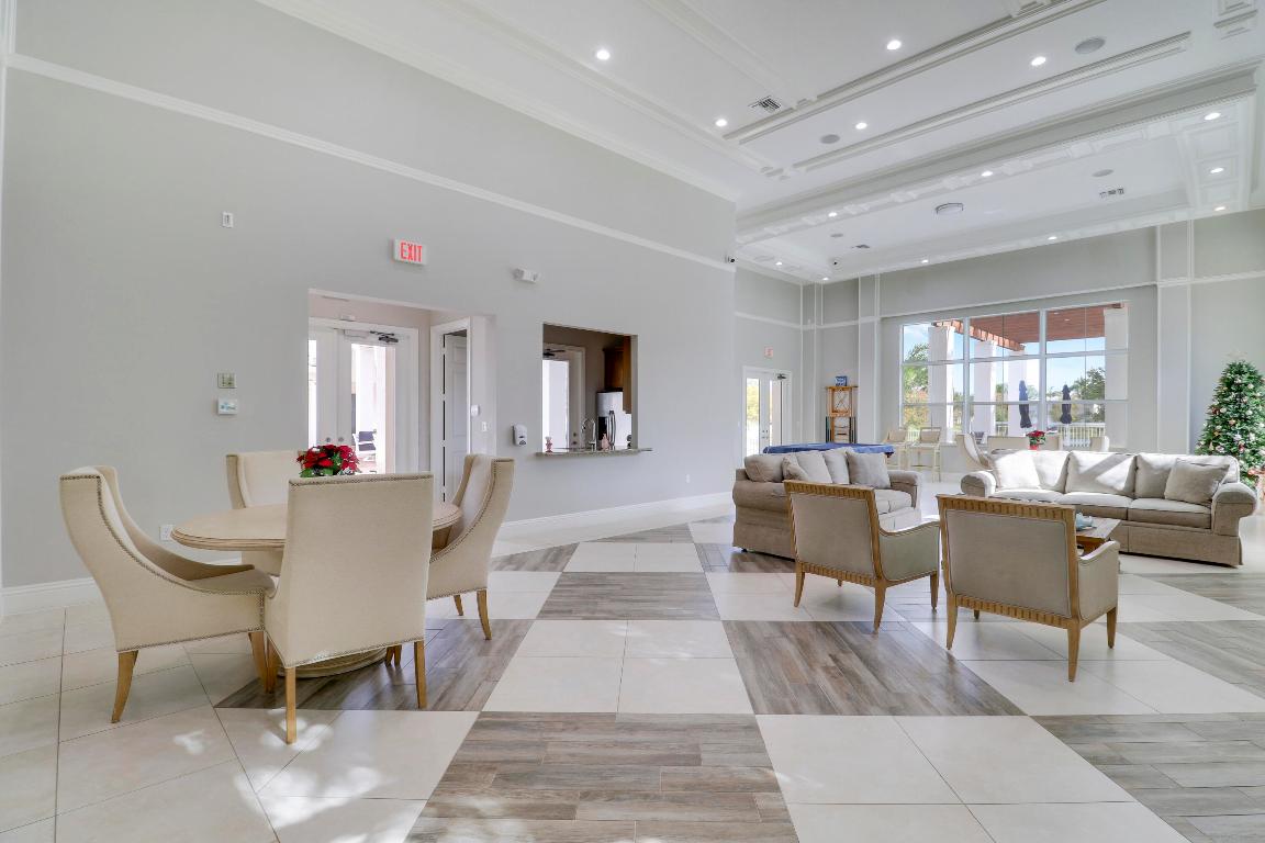 1083 Piccadilly, Palm Beach Gardens FL 33418