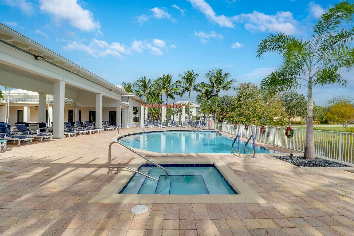 1083 Piccadilly, Palm Beach Gardens FL 33418