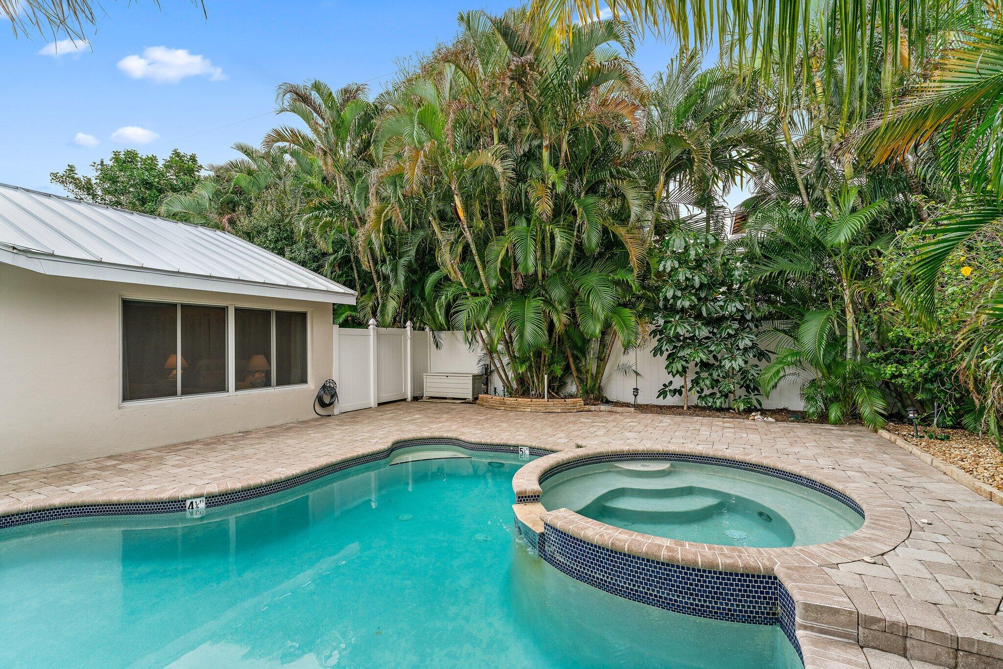 460 Sunrise, Juno Beach FL 33408