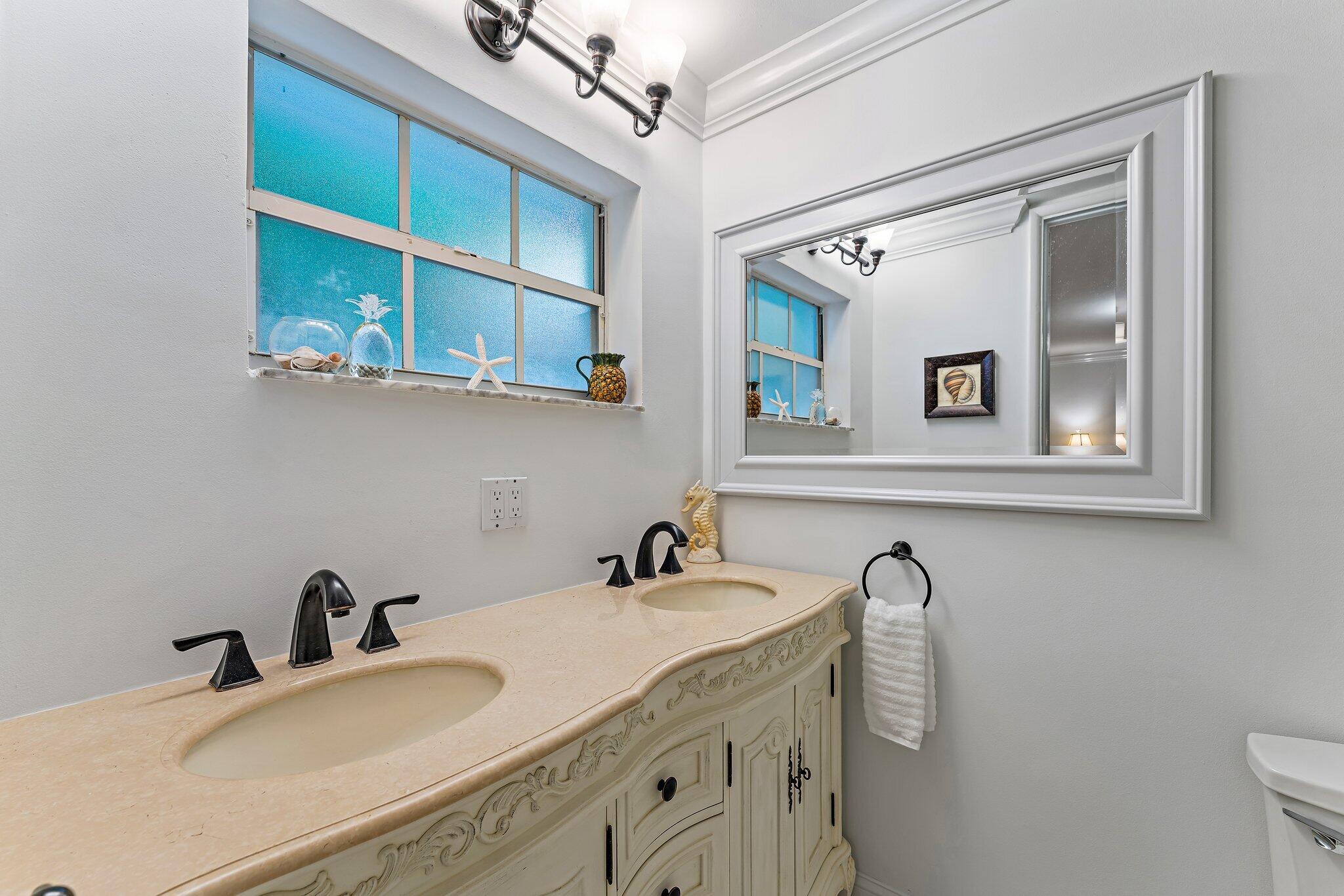 460 Sunrise, Juno Beach FL 33408