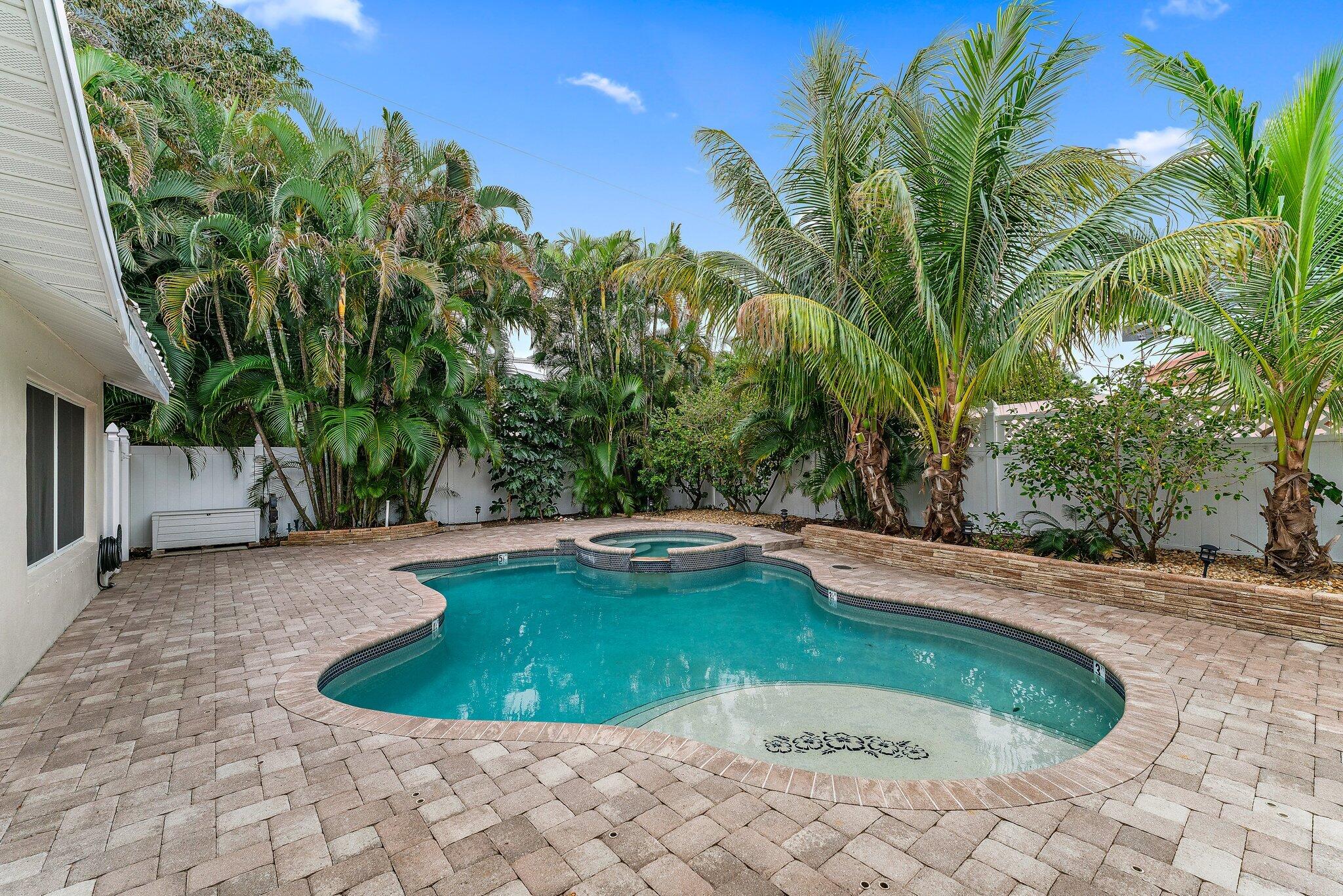 460 Sunrise, Juno Beach FL 33408