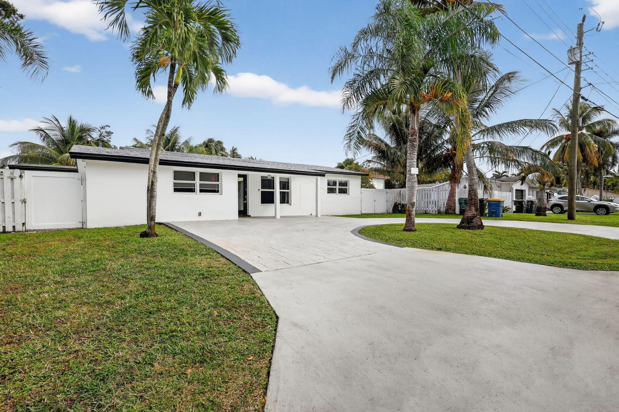 4540 SW 28th, Dania Beach FL 33312