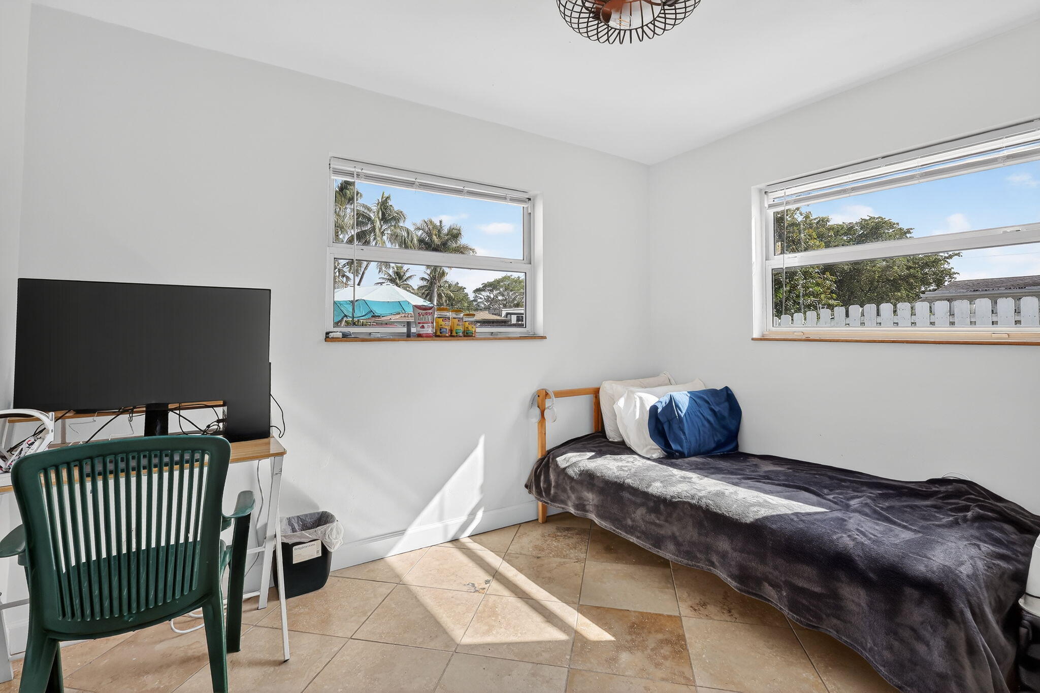 4540 SW 28th, Dania Beach FL 33312