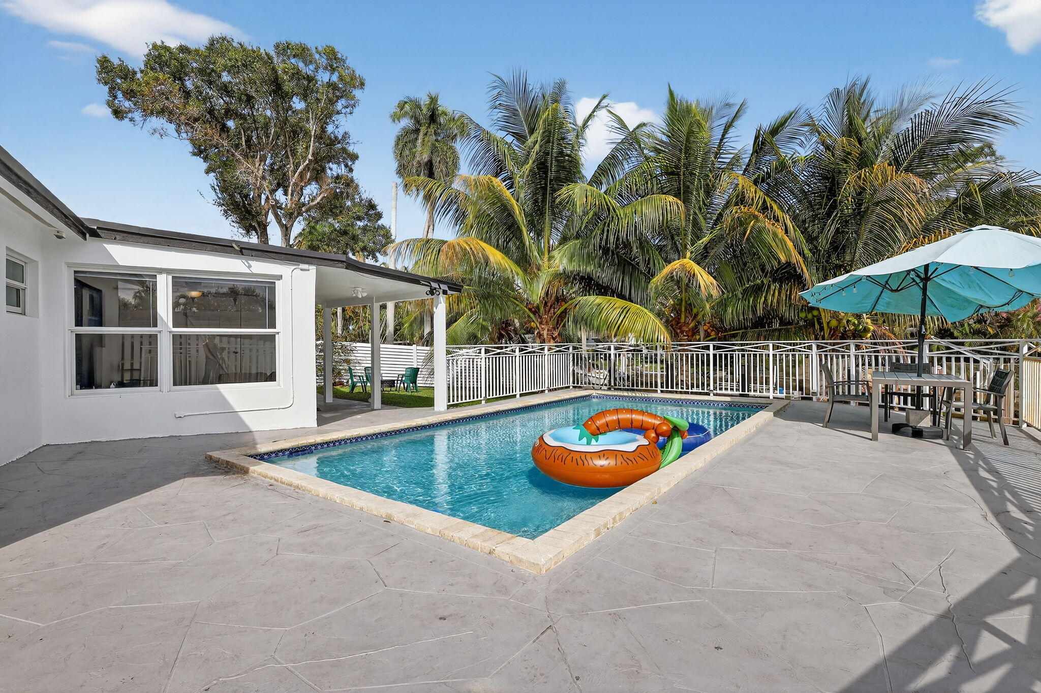 4540 SW 28th, Dania Beach FL 33312